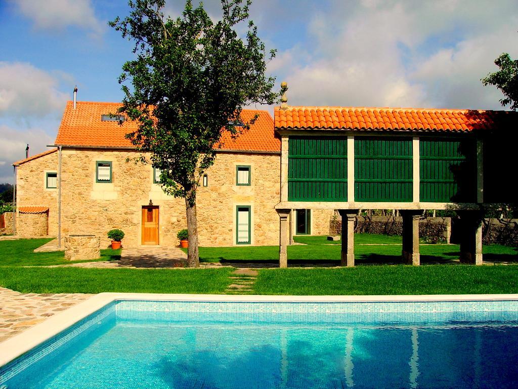 Torres De MoredEstrada Exterior foto
